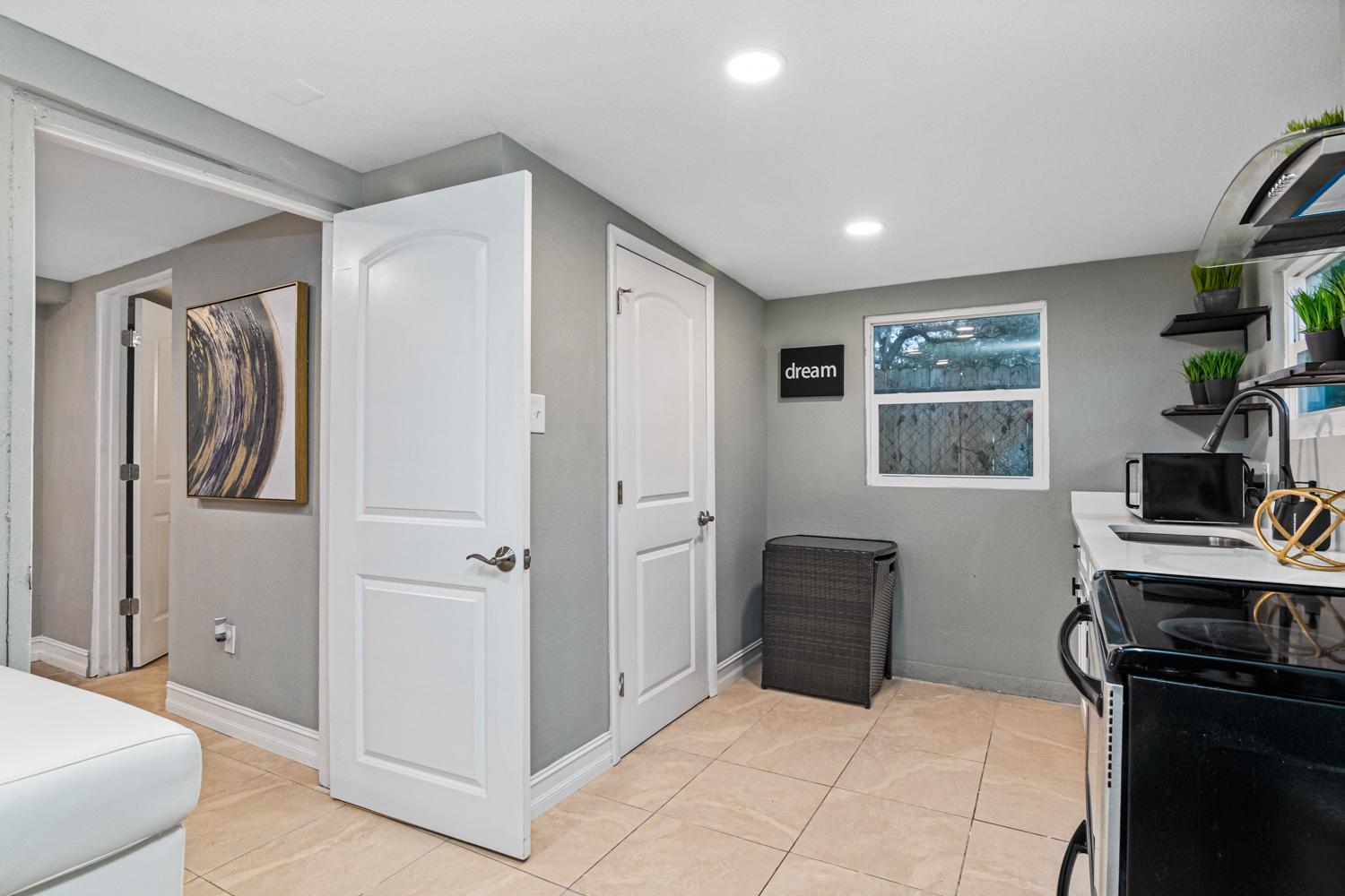 Modern House In Clearwater With Access To A Shared Swimming Pool Safety Harbor Exterior foto